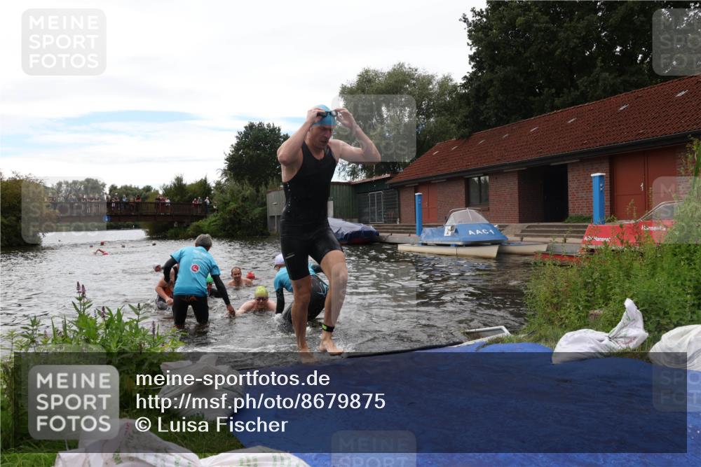 31.08.2025 - Elbe Triathlon Hamburg Luisa Fischer http://msf.ph/oto/8679875 31.08.2025 14:04:37 Schwimmen 123, 124, 125, 129, 132, 141, 150, 155, 161 meine-sportfotos.de