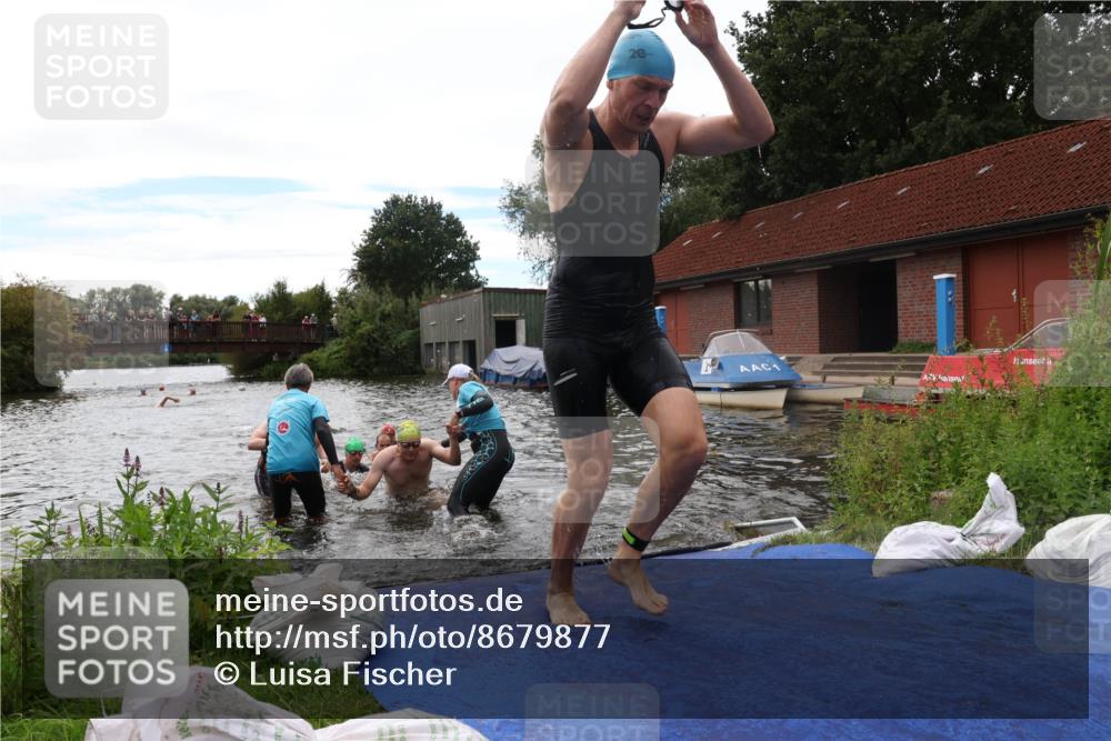 31.08.2025 - Elbe Triathlon Hamburg Luisa Fischer http://msf.ph/oto/8679877 31.08.2025 14:04:38 Schwimmen 123, 124, 125, 129, 132, 141, 150, 155, 161 meine-sportfotos.de