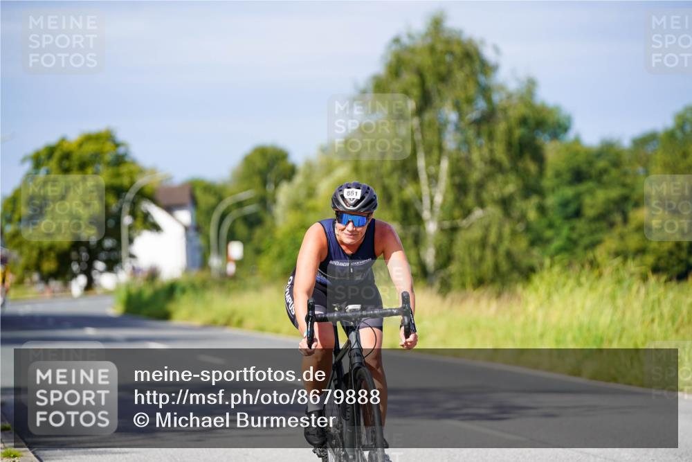31.08.2025 - Elbe Triathlon Hamburg Michael Burmester http://msf.ph/oto/8679888 31.08.2025 10:40:31 Radfahren 861 meine-sportfotos.de