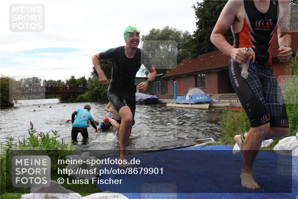 31.08.2025 - Elbe Triathlon Hamburg Luisa Fischer http://msf.ph/oto/8679901 31.08.2025 14:04:43 Schwimmen 125, 129, 130, 146, 150, 155, 161 meine-sportfotos.de