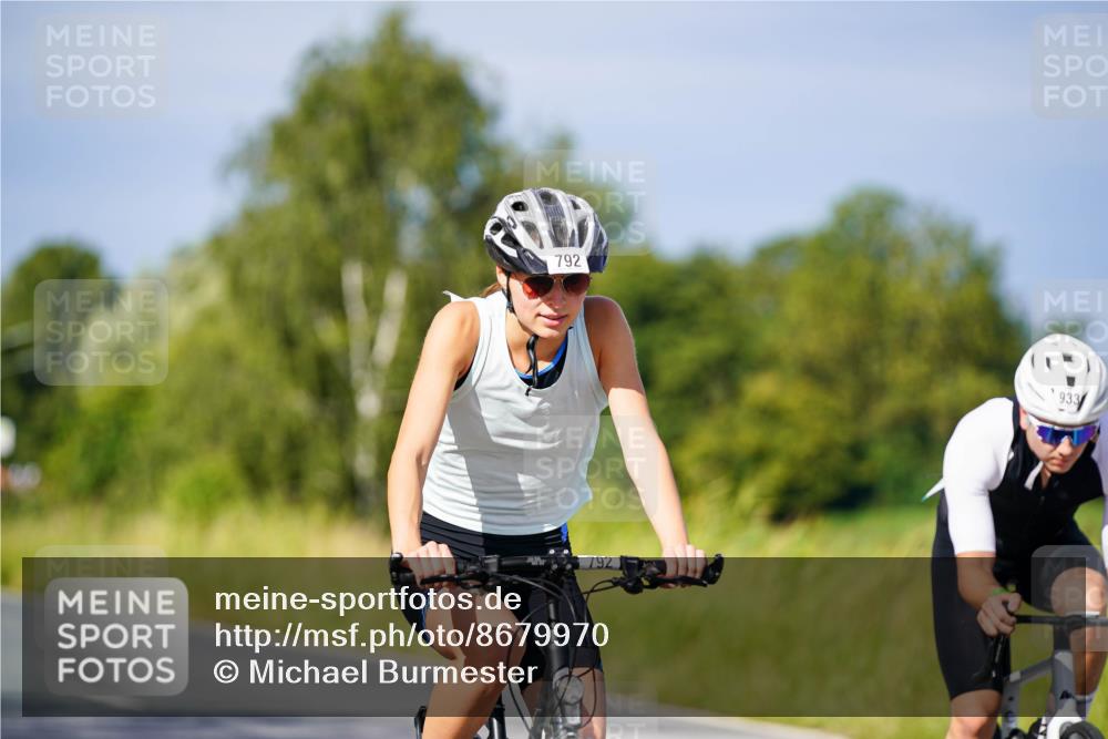 31.08.2025 - Elbe Triathlon Hamburg Michael Burmester http://msf.ph/oto/8679970 31.08.2025 10:40:58 Radfahren 792, 933, 1255 meine-sportfotos.de