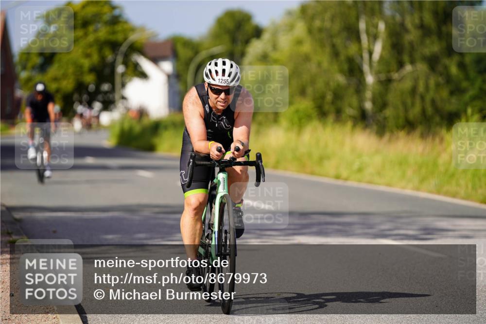 31.08.2025 - Elbe Triathlon Hamburg Michael Burmester http://msf.ph/oto/8679973 31.08.2025 10:41:04 Radfahren 564, 1255 meine-sportfotos.de