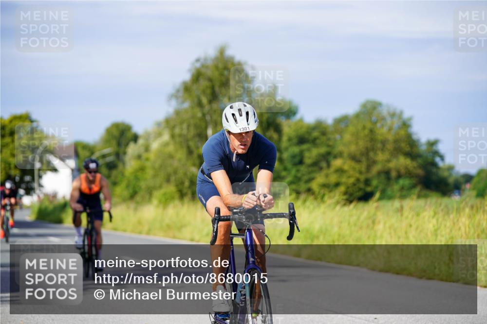 31.08.2025 - Elbe Triathlon Hamburg Michael Burmester http://msf.ph/oto/8680015 31.08.2025 10:41:20 Radfahren 914, 970, 1029, 1054, 1273, 1301 meine-sportfotos.de