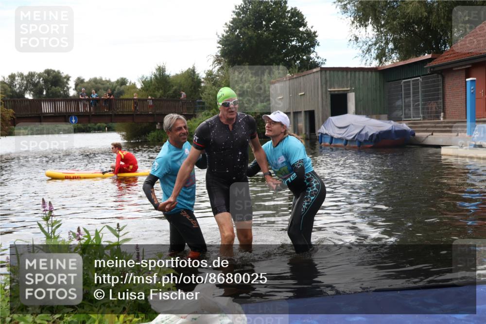 31.08.2025 - Elbe Triathlon Hamburg Luisa Fischer http://msf.ph/oto/8680025 31.08.2025 14:06:29 Schwimmen 154 meine-sportfotos.de