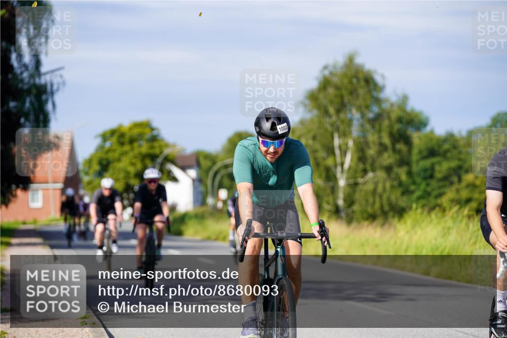 31.08.2025 - Elbe Triathlon Hamburg Michael Burmester http://msf.ph/oto/8680093 31.08.2025 10:41:41 Radfahren 594, 772, 847, 1003, 1022, 1099, 1161, 1279 meine-sportfotos.de
