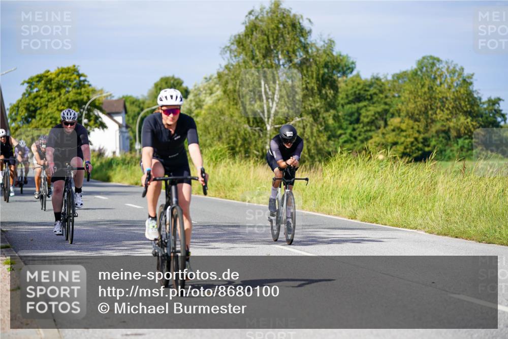 31.08.2025 - Elbe Triathlon Hamburg Michael Burmester http://msf.ph/oto/8680100 31.08.2025 10:41:42 Radfahren 594, 772, 847, 1003, 1022, 1099, 1161, 1279 meine-sportfotos.de