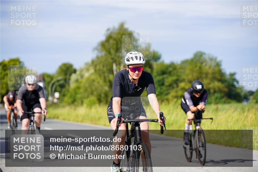 31.08.2025 - Elbe Triathlon Hamburg Michael Burmester http://msf.ph/oto/8680103 31.08.2025 10:41:43 Radfahren 594, 772, 847, 1003, 1022, 1099, 1161, 1279 meine-sportfotos.de