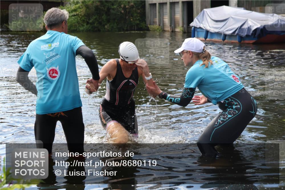 31.08.2025 - Elbe Triathlon Hamburg Luisa Fischer http://msf.ph/oto/8680119 31.08.2025 14:32:13 Schwimmen  meine-sportfotos.de