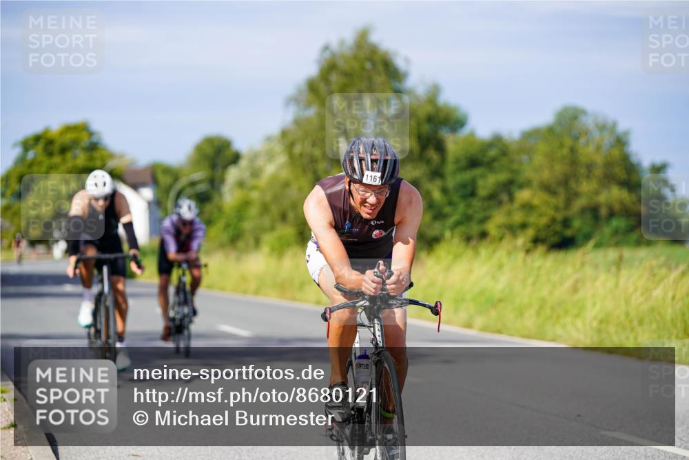 31.08.2025 - Elbe Triathlon Hamburg Michael Burmester http://msf.ph/oto/8680121 31.08.2025 10:41:45 Radfahren 594, 772, 847, 1099, 1161 meine-sportfotos.de