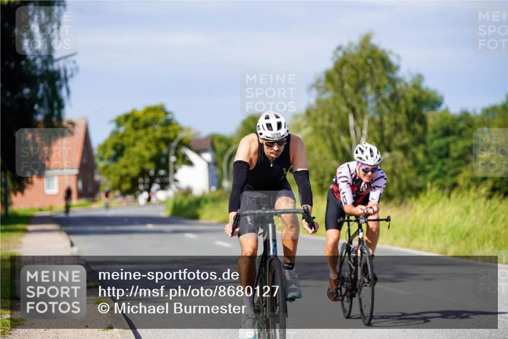 31.08.2025 - Elbe Triathlon Hamburg Michael Burmester http://msf.ph/oto/8680127 31.08.2025 10:41:46 Radfahren 594, 772, 847, 1099, 1161 meine-sportfotos.de