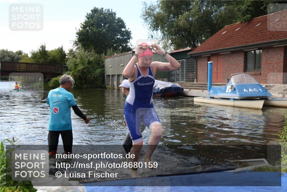31.08.2025 - Elbe Triathlon Hamburg Luisa Fischer http://msf.ph/oto/8680159 31.08.2025 14:32:29 Schwimmen  meine-sportfotos.de