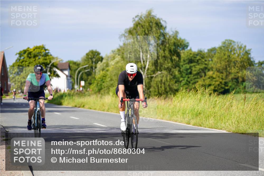 31.08.2025 - Elbe Triathlon Hamburg Michael Burmester http://msf.ph/oto/8680304 31.08.2025 10:42:45 Radfahren 1013, 1074, 1154 meine-sportfotos.de