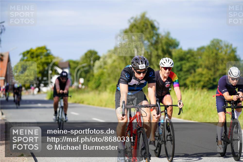 31.08.2025 - Elbe Triathlon Hamburg Michael Burmester http://msf.ph/oto/8680331 31.08.2025 10:42:56 Radfahren 934, 991, 1098, 1266, 1281, 1329 meine-sportfotos.de