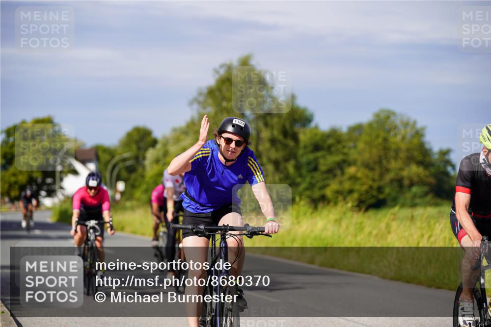 31.08.2025 - Elbe Triathlon Hamburg Michael Burmester http://msf.ph/oto/8680370 31.08.2025 10:43:09 Radfahren 806, 1010, 1020, 1103, 1196, 1280, 1299, 1327 meine-sportfotos.de