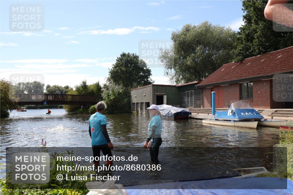 31.08.2025 - Elbe Triathlon Hamburg Luisa Fischer http://msf.ph/oto/8680386 31.08.2025 14:38:31 Schwimmen  meine-sportfotos.de