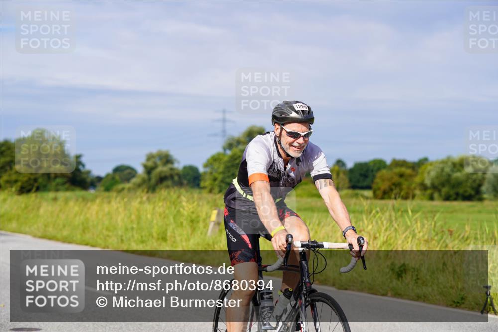 31.08.2025 - Elbe Triathlon Hamburg Michael Burmester http://msf.ph/oto/8680394 31.08.2025 10:43:12 Radfahren 806, 1010, 1020, 1103, 1180, 1196, 1280, 1299, 1310, 1327 meine-sportfotos.de