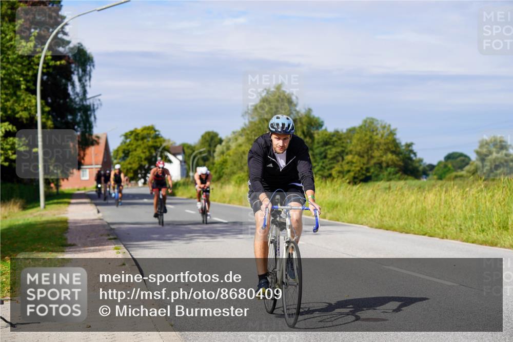 31.08.2025 - Elbe Triathlon Hamburg Michael Burmester http://msf.ph/oto/8680409 31.08.2025 10:43:16 Radfahren 958, 1020, 1180, 1196, 1302, 1310 meine-sportfotos.de