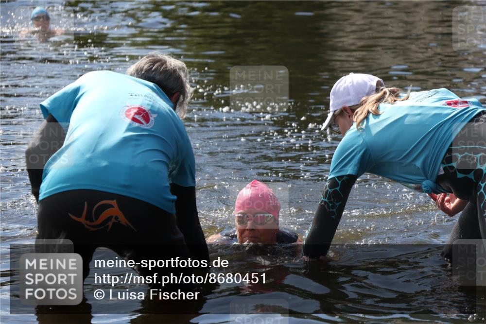 31.08.2025 - Elbe Triathlon Hamburg Luisa Fischer http://msf.ph/oto/8680451 31.08.2025 14:42:06 Schwimmen  meine-sportfotos.de