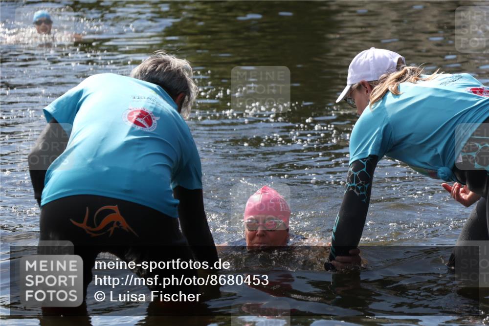 31.08.2025 - Elbe Triathlon Hamburg Luisa Fischer http://msf.ph/oto/8680453 31.08.2025 14:42:06 Schwimmen  meine-sportfotos.de