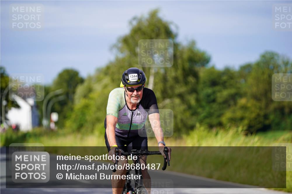 31.08.2025 - Elbe Triathlon Hamburg Michael Burmester http://msf.ph/oto/8680487 31.08.2025 10:43:49 Radfahren 890, 980, 1121, 1202, 1283, 1344 meine-sportfotos.de