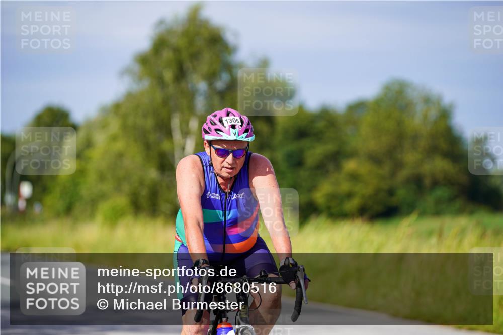 31.08.2025 - Elbe Triathlon Hamburg Michael Burmester http://msf.ph/oto/8680516 31.08.2025 10:43:59 Radfahren 1206, 1283, 1306, 1326, 1445 meine-sportfotos.de