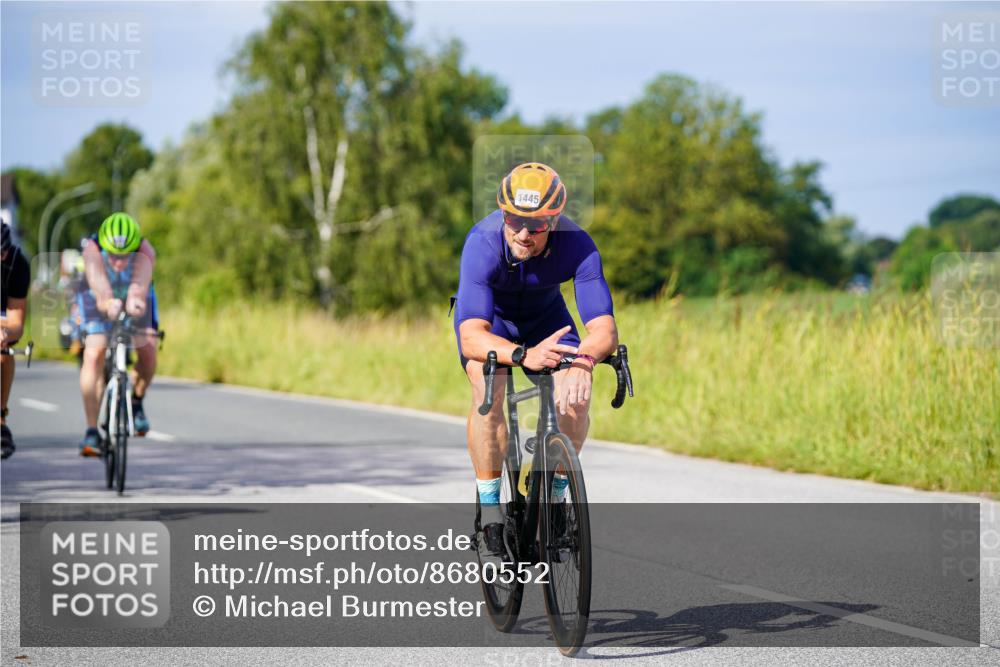 31.08.2025 - Elbe Triathlon Hamburg Michael Burmester http://msf.ph/oto/8680552 31.08.2025 10:44:06 Radfahren 1183, 1206, 1251, 1326, 1445 meine-sportfotos.de