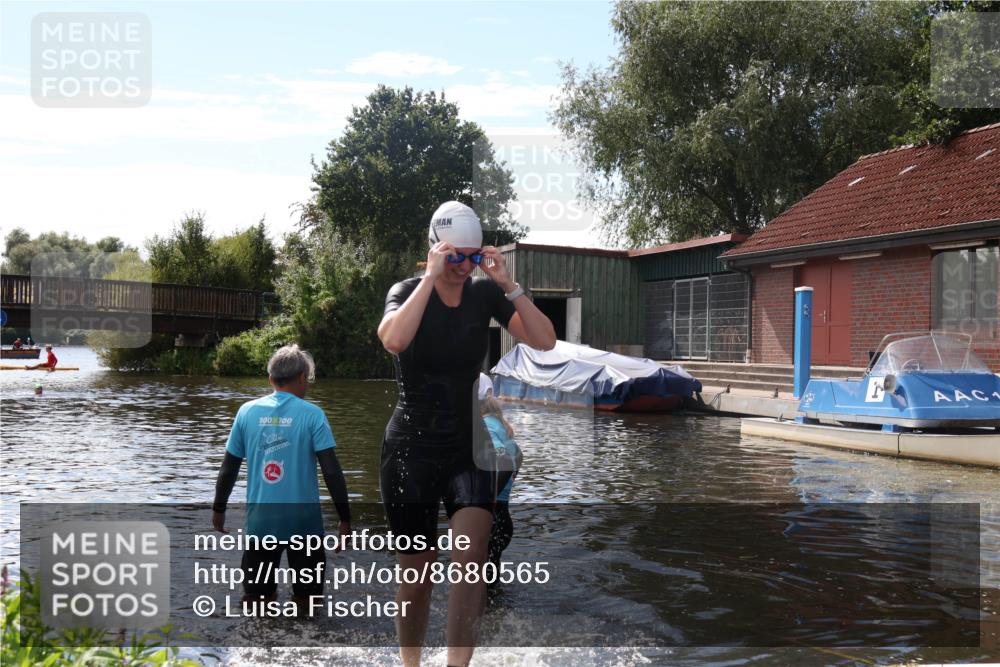 31.08.2025 - Elbe Triathlon Hamburg Luisa Fischer http://msf.ph/oto/8680565 31.08.2025 14:45:00 Schwimmen  meine-sportfotos.de
