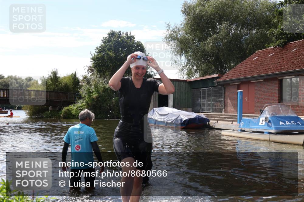 31.08.2025 - Elbe Triathlon Hamburg Luisa Fischer http://msf.ph/oto/8680566 31.08.2025 14:45:00 Schwimmen  meine-sportfotos.de