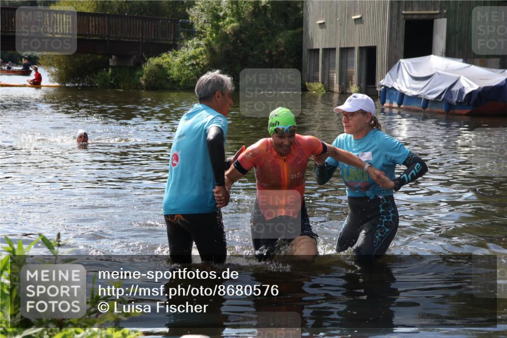 31.08.2025 - Elbe Triathlon Hamburg Luisa Fischer http://msf.ph/oto/8680576 31.08.2025 14:45:54 Schwimmen  meine-sportfotos.de