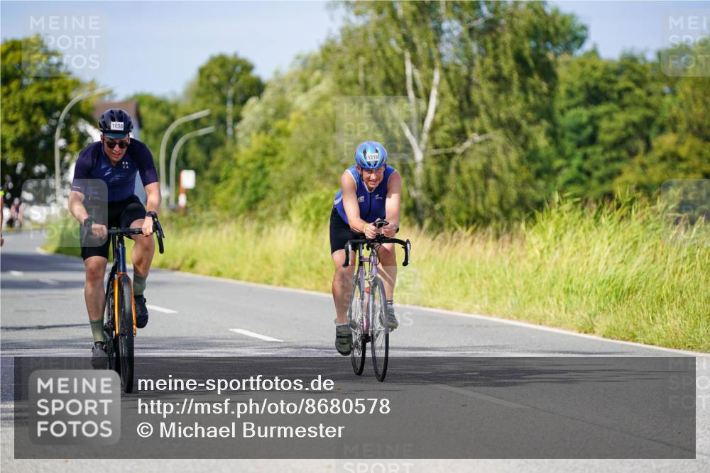 31.08.2025 - Elbe Triathlon Hamburg Michael Burmester http://msf.ph/oto/8680578 31.08.2025 10:44:20 Radfahren 1038, 1277, 1318 meine-sportfotos.de