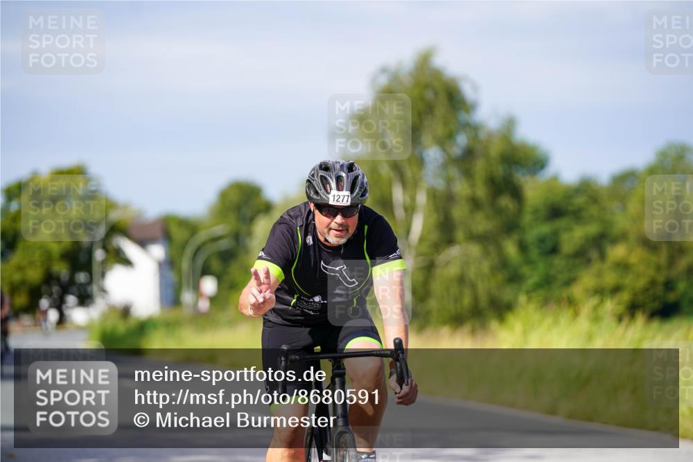 31.08.2025 - Elbe Triathlon Hamburg Michael Burmester http://msf.ph/oto/8680591 31.08.2025 10:44:23 Radfahren 1038, 1277, 1313, 1318, 1322 meine-sportfotos.de
