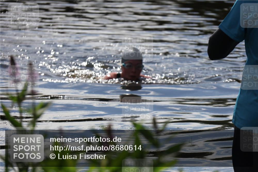 31.08.2025 - Elbe Triathlon Hamburg Luisa Fischer http://msf.ph/oto/8680614 31.08.2025 14:51:38 Schwimmen  meine-sportfotos.de