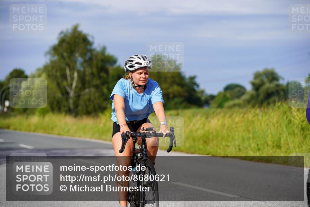31.08.2025 - Elbe Triathlon Hamburg Michael Burmester http://msf.ph/oto/8680621 31.08.2025 10:44:36 Radfahren 782, 905, 951, 1307 meine-sportfotos.de