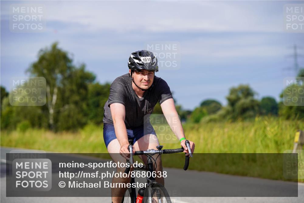 31.08.2025 - Elbe Triathlon Hamburg Michael Burmester http://msf.ph/oto/8680638 31.08.2025 10:44:40 Radfahren 1307 meine-sportfotos.de