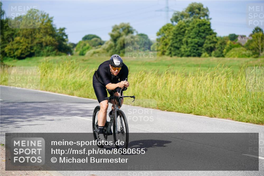 31.08.2025 - Elbe Triathlon Hamburg Michael Burmester http://msf.ph/oto/8680655 31.08.2025 10:44:49 Radfahren 1164, 1252, 1292 meine-sportfotos.de