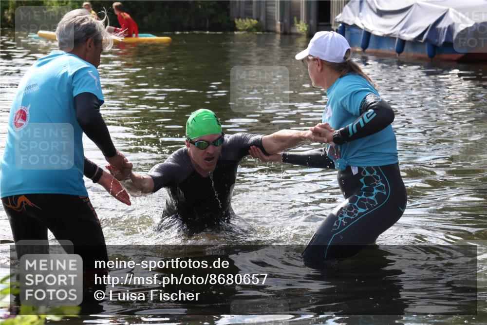 31.08.2025 - Elbe Triathlon Hamburg Luisa Fischer http://msf.ph/oto/8680657 31.08.2025 14:57:08 Schwimmen  meine-sportfotos.de