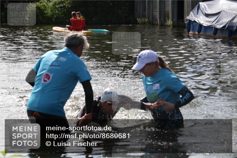 31.08.2025 - Elbe Triathlon Hamburg Luisa Fischer http://msf.ph/oto/8680681 31.08.2025 15:00:05 Schwimmen  meine-sportfotos.de