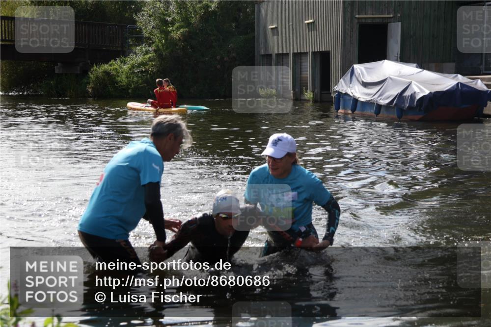 31.08.2025 - Elbe Triathlon Hamburg Luisa Fischer http://msf.ph/oto/8680686 31.08.2025 15:00:05 Schwimmen  meine-sportfotos.de