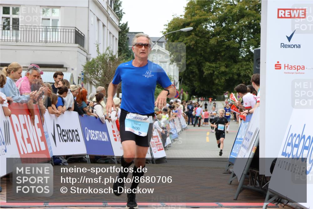 31.08.2025 - 21. Blankeneser Heldenlauf Strokosch-Dieckow http://msf.ph/oto/8680706 31.08.2025 12:07:22 Ziel 4430, 4291 meine-sportfotos.de