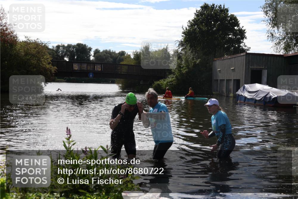31.08.2025 - Elbe Triathlon Hamburg Luisa Fischer http://msf.ph/oto/8680722 31.08.2025 15:02:13 Schwimmen  meine-sportfotos.de