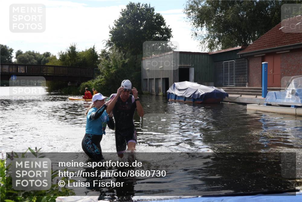31.08.2025 - Elbe Triathlon Hamburg Luisa Fischer http://msf.ph/oto/8680730 31.08.2025 15:03:07 Schwimmen  meine-sportfotos.de