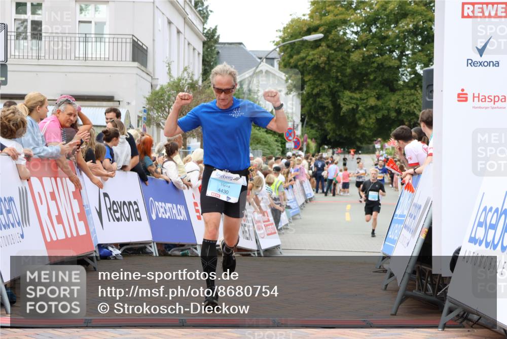31.08.2025 - 21. Blankeneser Heldenlauf Strokosch-Dieckow http://msf.ph/oto/8680754 31.08.2025 12:07:21 Ziel 4430, 4291 meine-sportfotos.de