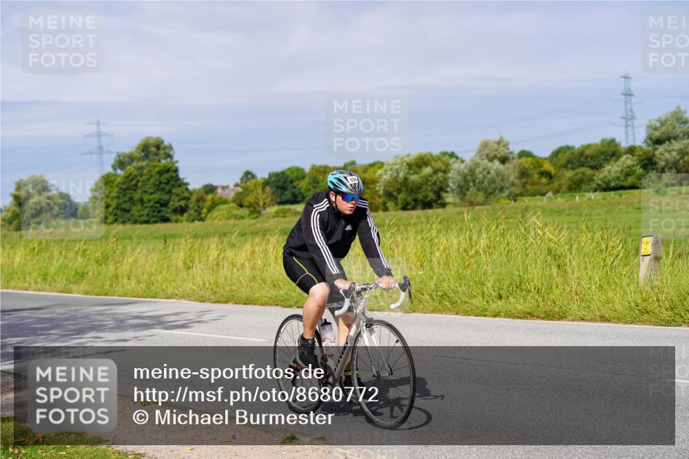 31.08.2025 - Elbe Triathlon Hamburg Michael Burmester http://msf.ph/oto/8680772 31.08.2025 10:45:35 Radfahren 936, 1027, 1193 meine-sportfotos.de