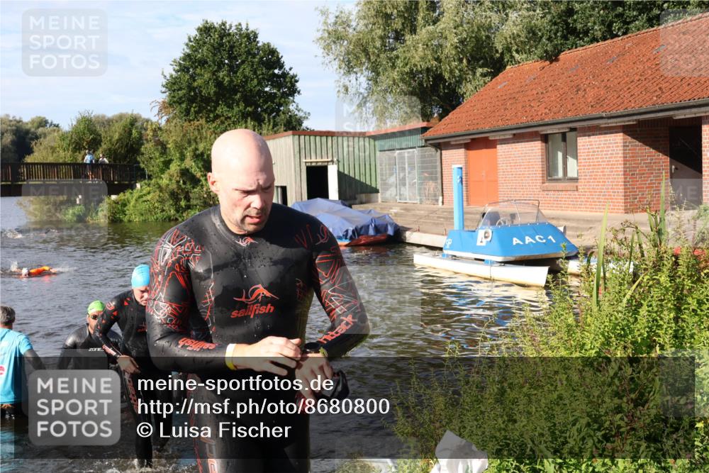 31.08.2025 - Elbe Triathlon Hamburg Luisa Fischer http://msf.ph/oto/8680800 31.08.2025 09:25:12 Schwimmen 564, 662, 671, 704, 735, 736, 745 meine-sportfotos.de