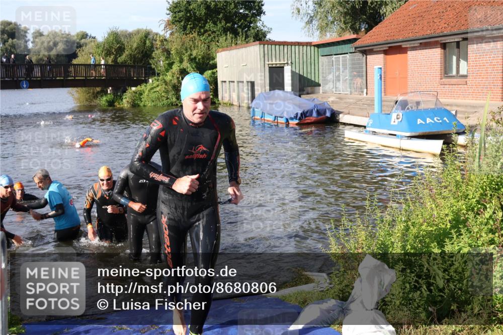 31.08.2025 - Elbe Triathlon Hamburg Luisa Fischer http://msf.ph/oto/8680806 31.08.2025 09:25:14 Schwimmen 564, 662, 671, 704, 735, 736 meine-sportfotos.de