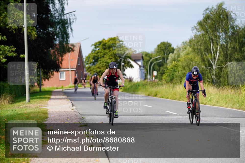 31.08.2025 - Elbe Triathlon Hamburg Michael Burmester http://msf.ph/oto/8680868 31.08.2025 10:53:16 Radfahren 1378, 1413, 1449 meine-sportfotos.de