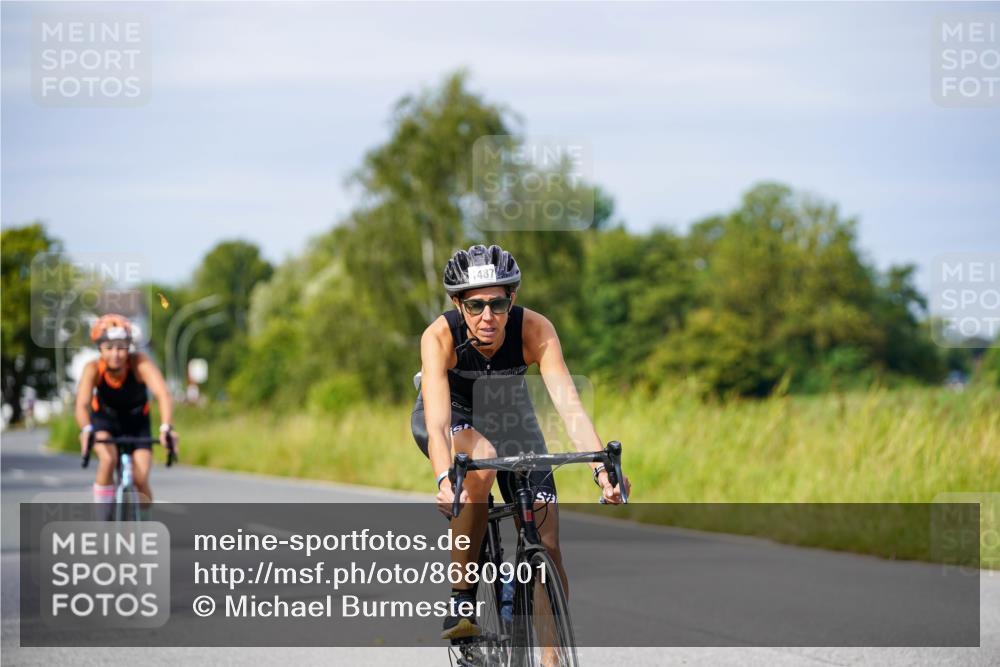 31.08.2025 - Elbe Triathlon Hamburg Michael Burmester http://msf.ph/oto/8680901 31.08.2025 10:53:25 Radfahren 1194, 1487, 1494 meine-sportfotos.de