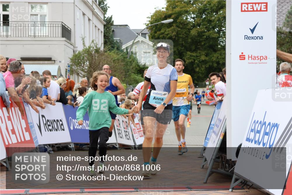 31.08.2025 - 21. Blankeneser Heldenlauf Strokosch-Dieckow http://msf.ph/oto/8681006 31.08.2025 12:07:06 Ziel 5036, 5524, 4001, 4035, 4362 meine-sportfotos.de