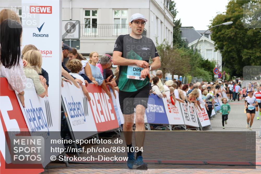 31.08.2025 - 21. Blankeneser Heldenlauf Strokosch-Dieckow http://msf.ph/oto/8681034 31.08.2025 12:07:01 Ziel 4362 meine-sportfotos.de