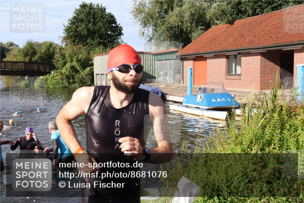31.08.2025 - Elbe Triathlon Hamburg Luisa Fischer http://msf.ph/oto/8681076 31.08.2025 09:28:53 Schwimmen 591, 830, 840, 848 meine-sportfotos.de